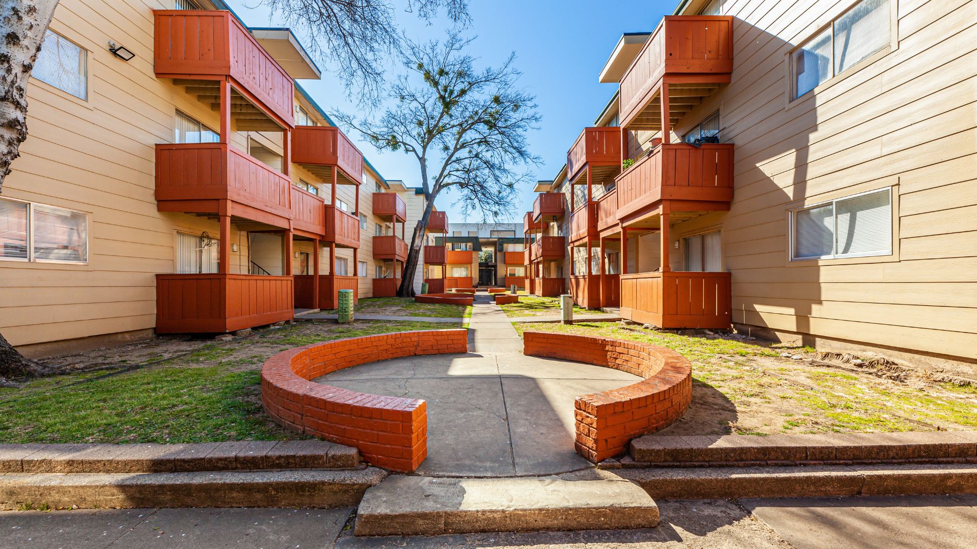 Before renovation: Courtyard
