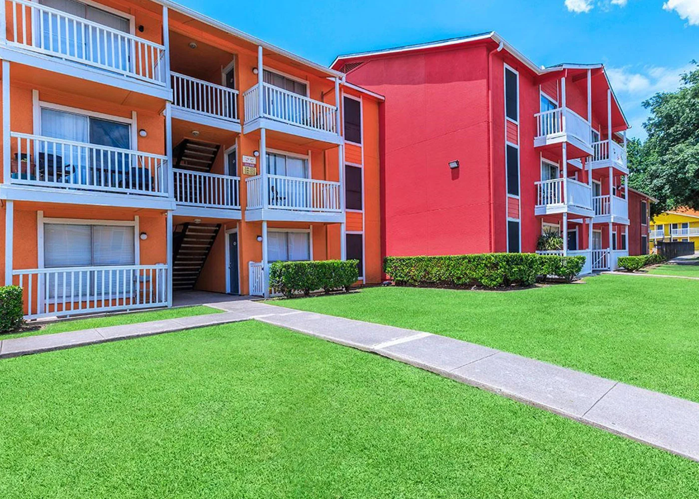 Before renovation: Buildings and landscaping
