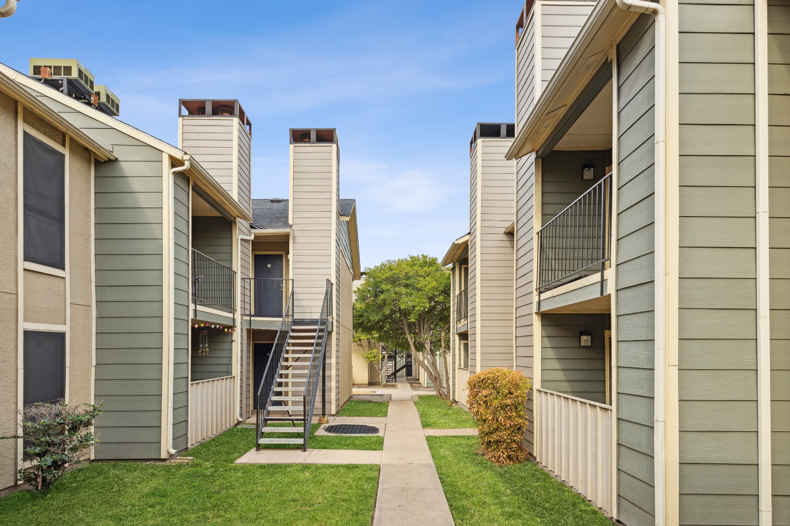 Residential courtyard